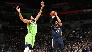 Anthony Davis zieht gegen Karl-Anthony Towns den Kürzeren.