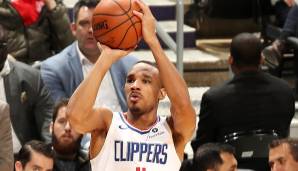 Im Gegenzug erhielt Memphis Shooting Guard Avery Bradley.