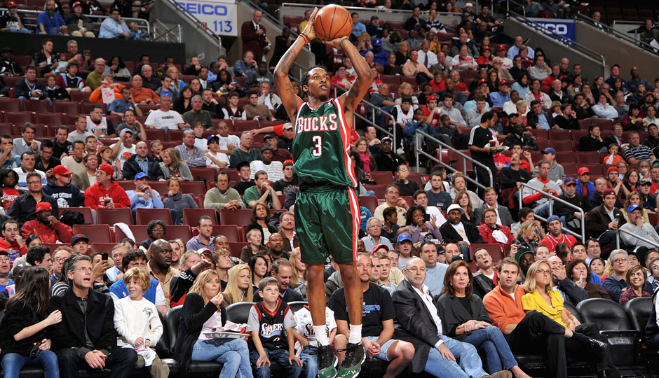 Platz 15: Brandon Jennings (Milwaukee Bucks, Saison 09/10) - 145 Dreier in 82 Spielen (37,4 Prozent)