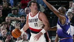 7. PICK: Golden State Warriors - Arvydas Sabonis (damaliger Pick: 77, genommen: Chris Mullin) - Sabas müsste eigentlich deutlich höher stehen, aber der Litauer kam eben erst mit 31 Jahren und ohne Knie in die NBA. Trotzdem ein Hall of Famer.