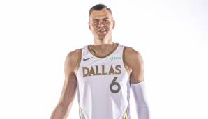 DALLAS MAVERICKS: Apropos Weiß. Die Mavs rücken von dem klassischen blau-weißen Trikot-Design ab. Das neue City Edition Jersey soll eine Hommage an ein Pegasus sein, das geflügelte Pferd ist ein Symbol der Stadt Dallas.