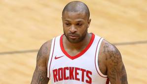 Um sich für die Playoffs zu rüsten, haben sich die Bucks bereits P.J. Tucker von den Houston Rockets geschnappt. Am Small-Ball-"Big" waren mehrere Titelanwärter interessiert, Tucker bringt Defense, Dreier und Einsatzbereitschaft.