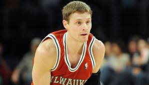 Ridnour war einer der erfahreneren Akteure und oft Starter auf der Eins, mit fast 33 Jahren aber schon im Karriereherbst. Im Februar tradeten die Bucks ihn nach Charlotte.