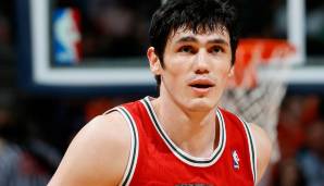 ERSAN ILYASOVA - Stats 13/14: 11,2 Punkte und 6,2 Rebounds bei 40,9 Prozent FG und 28,2 Prozent Dreier in 26,9 Minuten (55 Spiele)