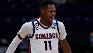 Lohnenswert ist auch ein Blicks auf die Two-Way-Verträge, hier schnappten sich die Kalifornier in JOEL AYAYI einen interessanten Guard. Der Franzose war Teil des Gonzaga-Teams, welches erst im NCAA-Finale ein Spiel verlor.