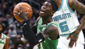 So viel vorweg: Ein Deutscher hat es nicht unter die All-Star-Starter geschafft. Dennis Schröder erhielt immerhin 21.330 Stimmen von den Fans (Platz 34 im Ost-Backcourt) sowie 1 Stimme von einem Spieler.