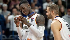 Dennis Schröder mit der Bronzemedaille - im Interview blickt er auf die Heim-EM zurück.