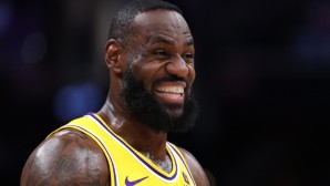 LeBron James wurde zum 20. Mal in ein All-NBA Team gewählt.