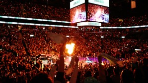 WNBA_fans_finals_fire