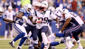 Bahn frei! LeGarrette Blount (M.) bricht durch und läuft zu einem Touchdown