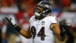 Carl Davis ist Defensive Tackle bei den Baltimore Ravens