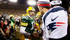 Rodgers (l.) nach dem letzten Duell mit Tom Brady im November 2014