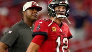 Tom Brady und Byron Leftwich müssen die Offense der Buccaneers öffnen.