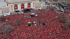 chiefs-fans-1600