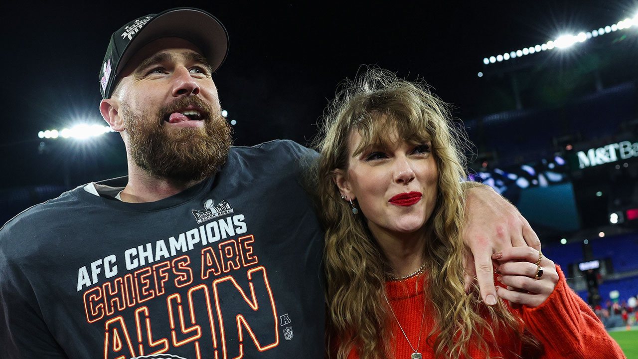 Taylor Swift und Travis Kelce.