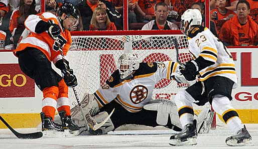 Bruins-Goalie Tim Thomas bewies mit 52 Saves einmal mehr, wieso er zu den Besten zählt