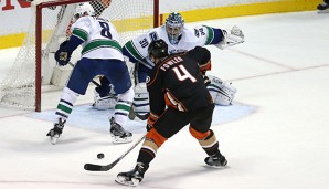 Cam Fowler erzielte gegen Vancouver das entscheidende Tor in der Overtime