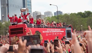 Der Andrang bei der Stanley-Cup-Parade der Blackhawks war riesig