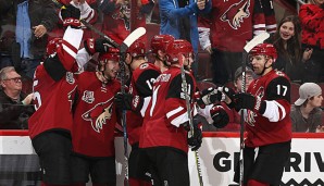 Tobias Rieder und die Arizona Coyotes haben gegen die Pens gewonnen