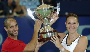 James Blake jubelte auch 2004 beim Hopman Cup. Mit seiner US-amerikanischen Landsfrau Lindsay Davenport gelang ein Finaltriumph gegen die Slowakei.