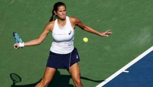 julia-goerges-600